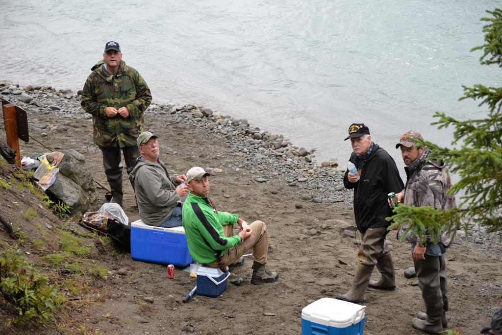 Salmon Catcher Lodge Kenai Exterior photo